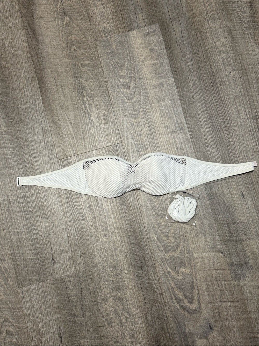 Victoria's Secret White Mesh Strapless Bandeau Top B7